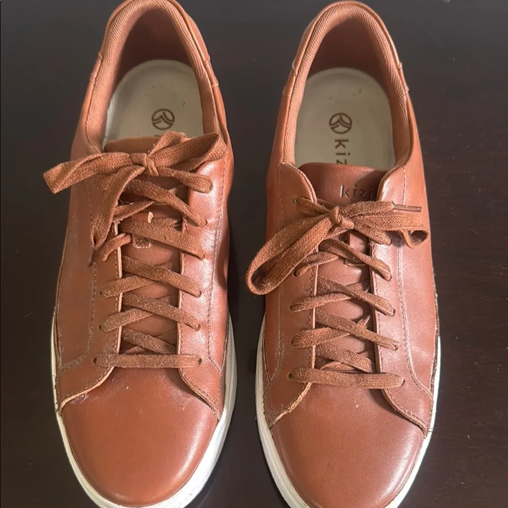 Brown Leather Sneakers with Minimalist Design - Picture 4 of 5